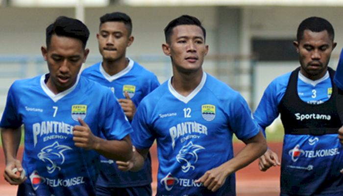 Ditanya Peta Persaingan Klub di Liga 1, Pemain Bertahan Persib Beri Jawaban Mengejutkan